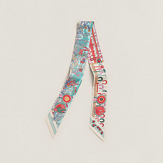 HERMES ツイリー Mille et Un Lapins Twilly 直営店ラッピング HERMES ツイリー Mille et Un Lapins Twilly 直営店ラッピング
